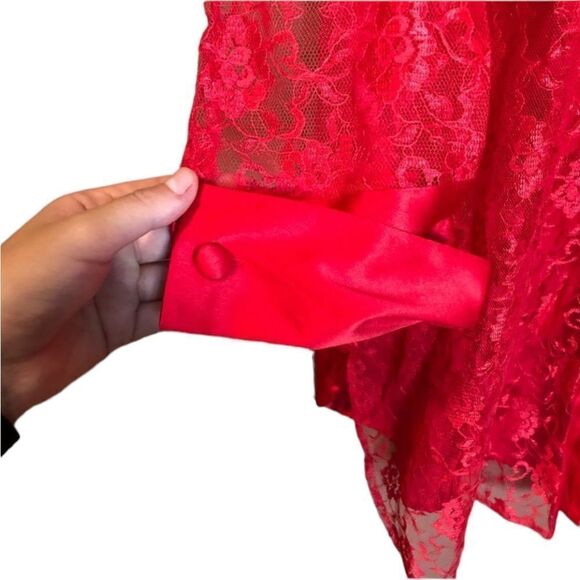 Victoria’s Secret red sleep dress. Long sleeves‎ - Picture 11 of 11